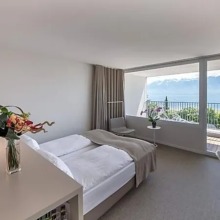 Lavaux Hotel
