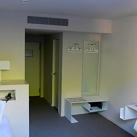 Lavaux Hotel
